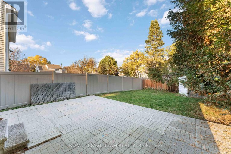 29049675/3-fulham-court/on-the-green/ottawa/ontario/K2J2L6_24