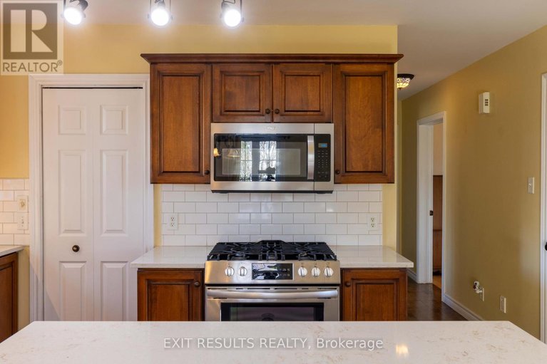 29673655/8-ravary-street/champlain-twp/champlain/ontario/K0B1K0_10