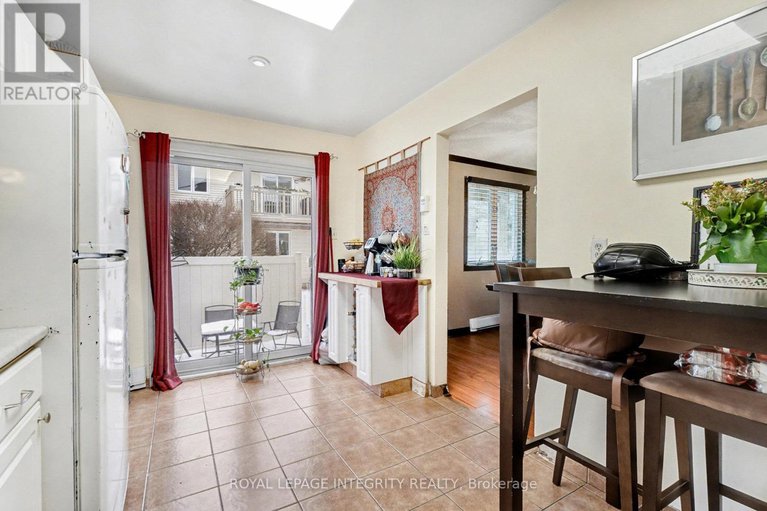 29172010/49-128-rushford-private/hunt-club-parkgreenboro/ottawa/ontario/K1T3C5_9