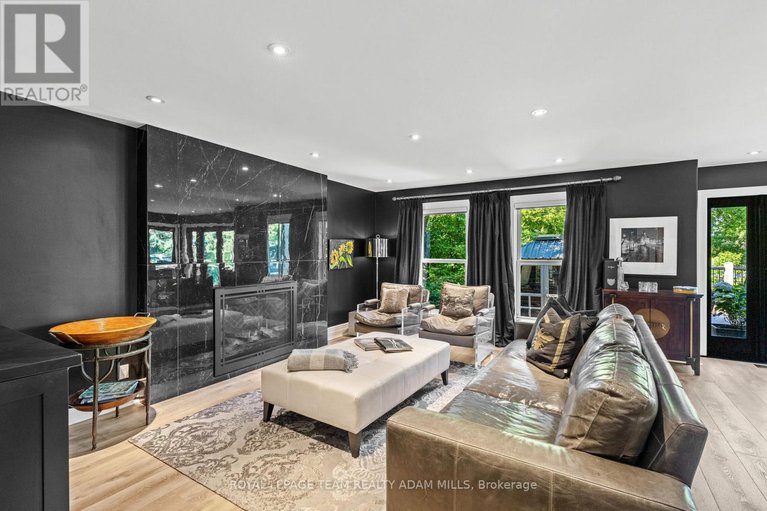 28557941/2330-summerside-drive/manotick-east-to-manotick-station/ottawa/ontario/K4M1B4_10