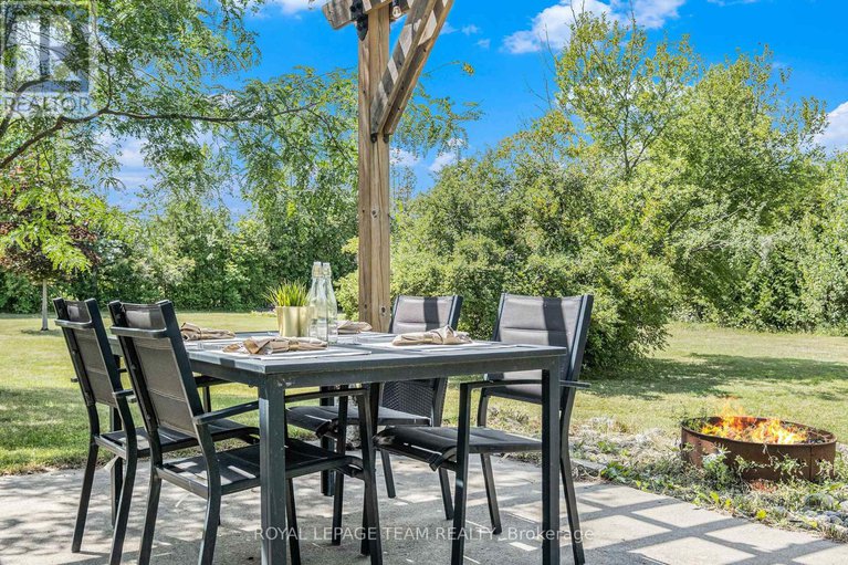 28639751/1307-whitney-road/north-grenville-twp-kemptville-east/north-grenville/ontario/K0G1J0_36