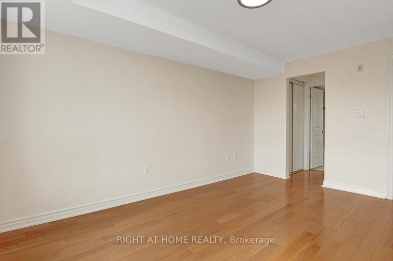 28433463/301-14-norice-street/meadowlandscrestview/ottawa/ontario/K2G2X4_22