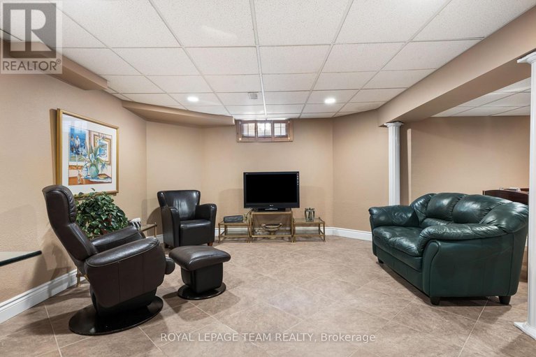 29359570/6501-wellwood-street/greely/ottawa/ontario/K4P1G2_34