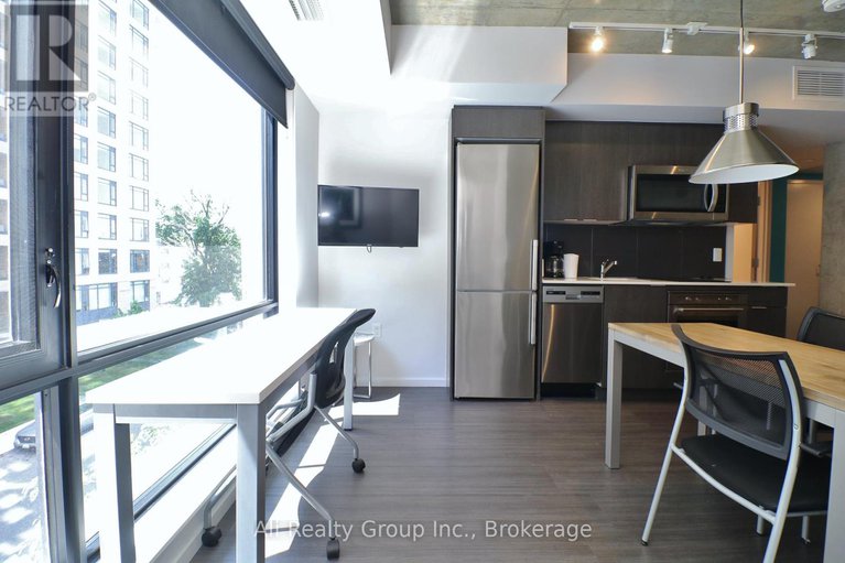 28939636/2901-105-champagne-avenue-s/west-centre-town/ottawa/ontario/K1S5E5_11