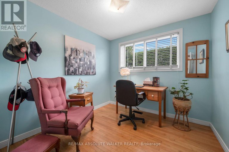 28463619/1881-greenacre-crescent/beacon-hill-south/ottawa/ontario/K1J6S7_21