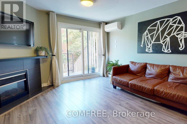 28884513/100-23-blue-moon-private/manor-park/ottawa/ontario/K1K4K5_8