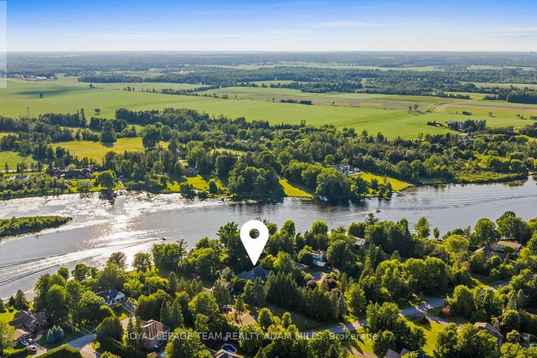 28557941/2330-summerside-drive/manotick-east-to-manotick-station/ottawa/ontario/K4M1B4_42