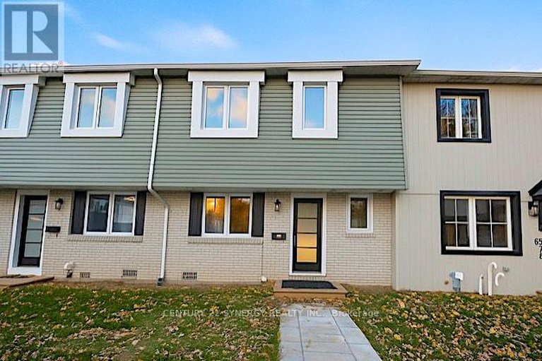 29094064/28-660-hochelaga-street/carson-meadows/ottawa/ontario/K1K2E9_1