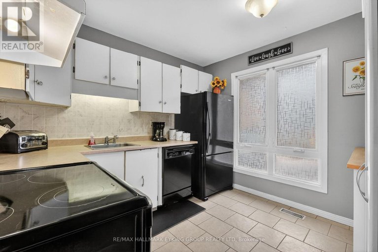 29566260/10-6265-castille-court/convent-glen-south/ottawa/ontario/K1C1X4_16