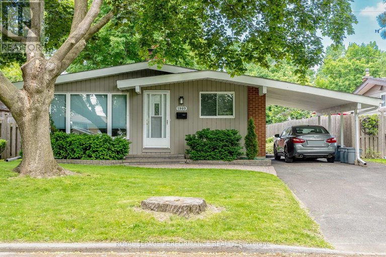 29578731/1989-michigan-avenue/urbandale-acres/ottawa/ontario/K1H6Y1_1