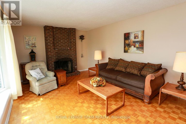 28735574/82-maitland-street-s/richmond/ottawa/ontario/K0A2Z0_5
