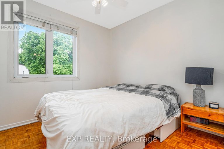 28513626/78-837-eastvale-drive/beaconwood/ottawa/ontario/K1J7T5_18