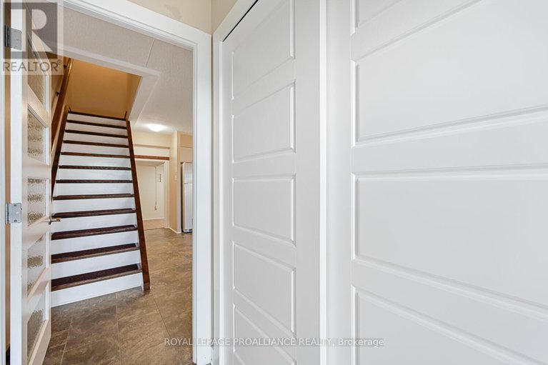 29141400/119-235-water-street/prescott/prescott/ontario/K0E1T0_5