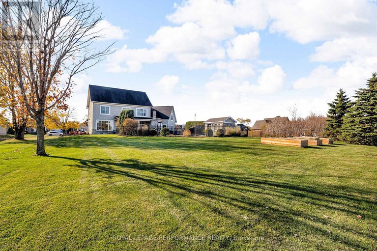 29062770/6721-yacht-boulevard/south-glengarry-charlottenburgh-twp/south-glengarry/ontario/K6H7N6_36