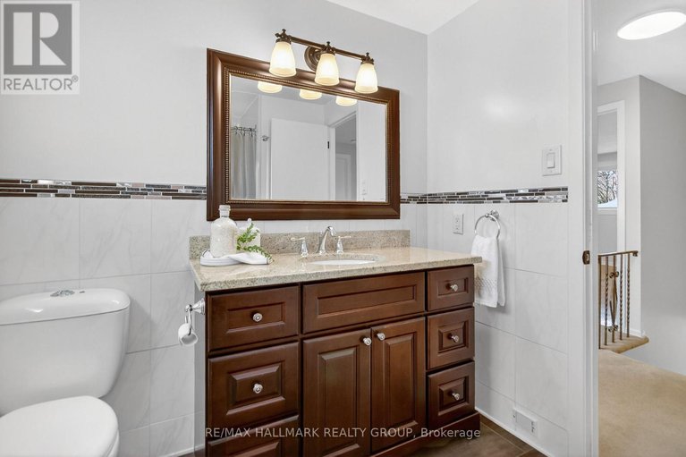 29129242/89-westpark-drive/blackburn-hamlet/ottawa/ontario/K1B3G4_42