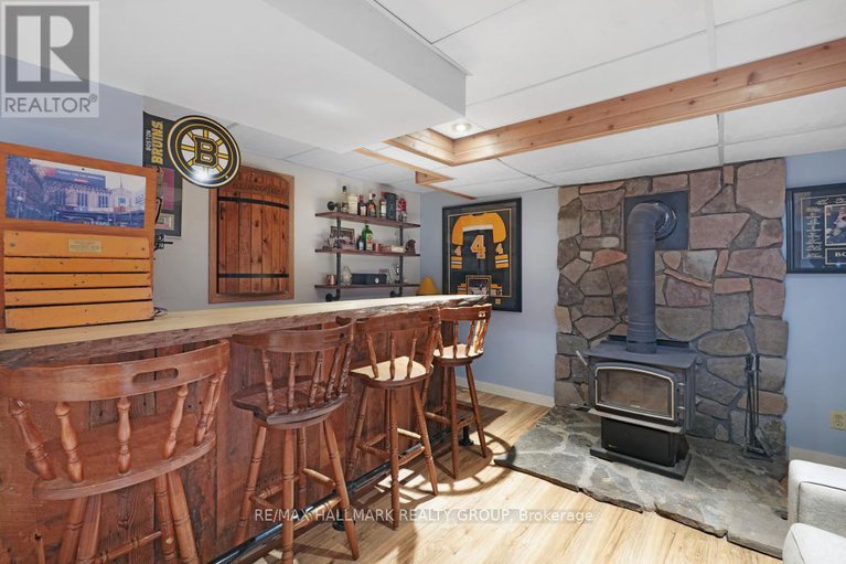 28857388/5498-edgewater-drive/manotick-east-to-manotick-station/ottawa/ontario/K4M1B4_29