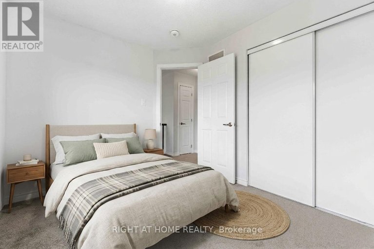 29608682/404-edgevalley-court/stittsville-north/ottawa/ontario/K2S2R3_35