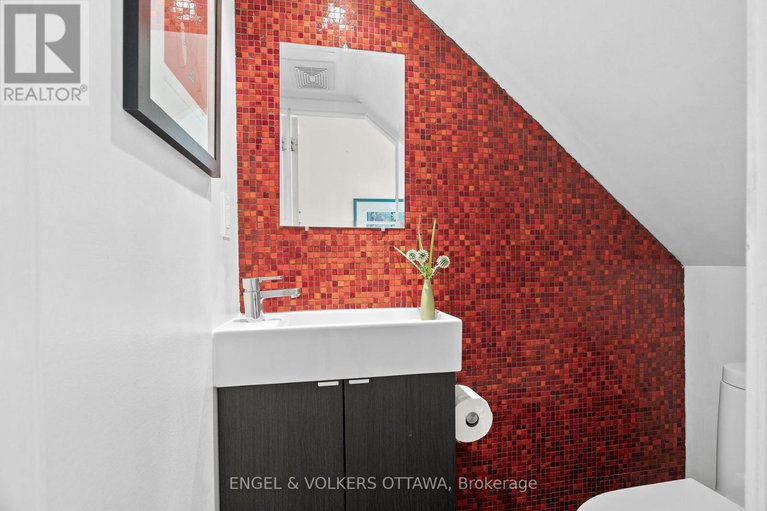 28758785/47-fentiman-avenue/old-ottawa-southrideau-gardens/ottawa/ontario/K1S0T5_5