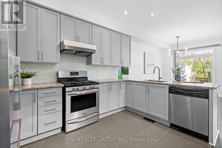 28837176/130-hawkeswood-drive/riverside-southgloucester-glen/ottawa/ontario/K4M0C1_8