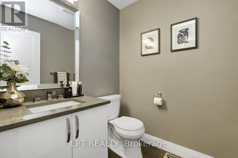 28586260/319-glynn-avenue/overbrookcastle-heights/ottawa/ontario/K1K1R9_19