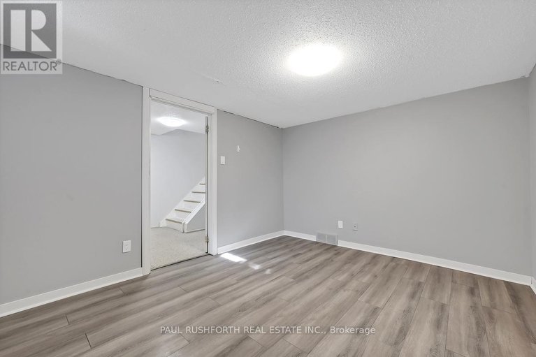 29686733/1107-meadowlands-drive/carleton-square/ottawa/ontario/K2C0K5_38