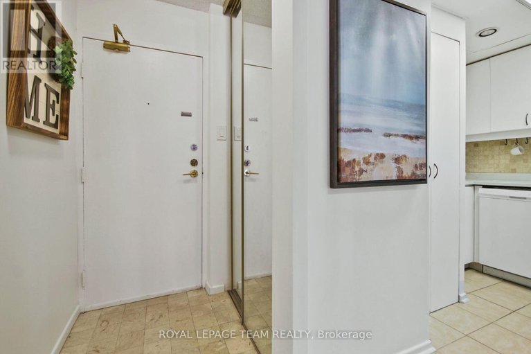 28399342/701-141-somerset-street-w/ottawa-centregolden-triangle/ottawa/ontario/K2P2H1_3