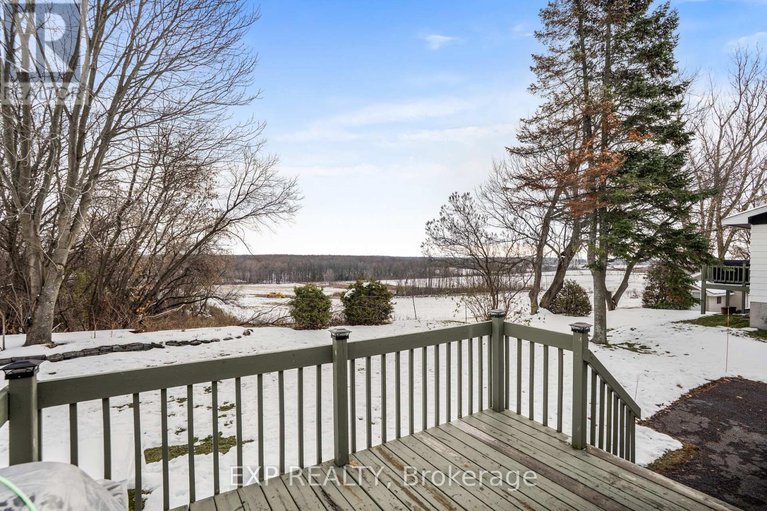 29139748/133-high-street/vankleek-hill/champlain/ontario/K0B1R0_27