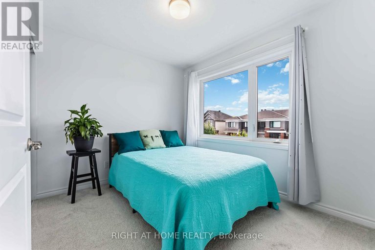 29034321/756-brittanic-road/emerald-meadowstrailwest/ottawa/ontario/K2V0R5_17