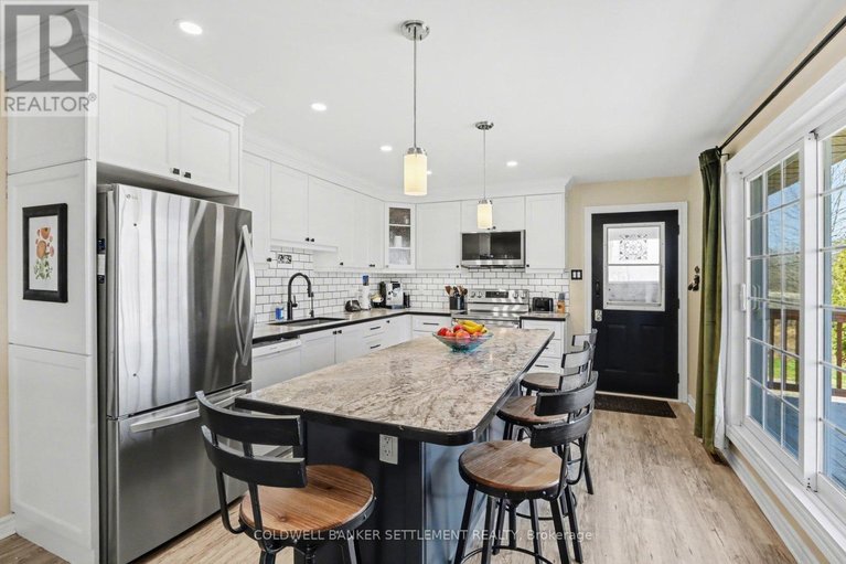 29630957/5907-hwy-43-highway/drummondnorth-elmsley-north-elmsley-twp/drummondnorth-elmsley/ontario/K7H3C7_11