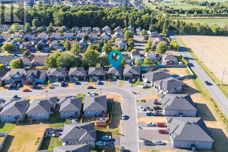 29565533/208-filion-street/embrun/russell/ontario/K0A1W0_46