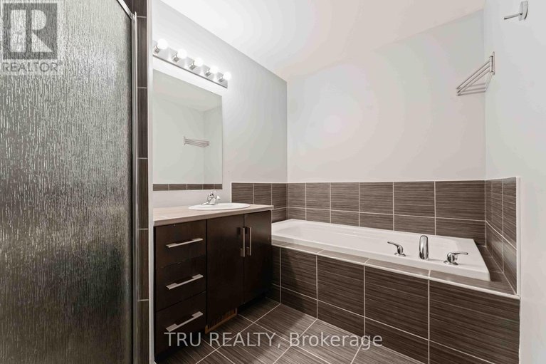 29188430/161-claridge-drive/longfields/ottawa/ontario/K2J5V8_26