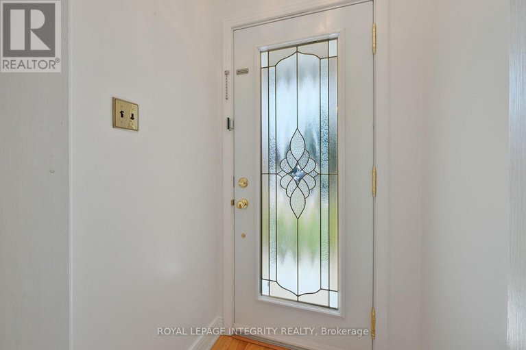 28863482/81-drouin-avenue/overbrook/ottawa/ontario/K1K2A6_9