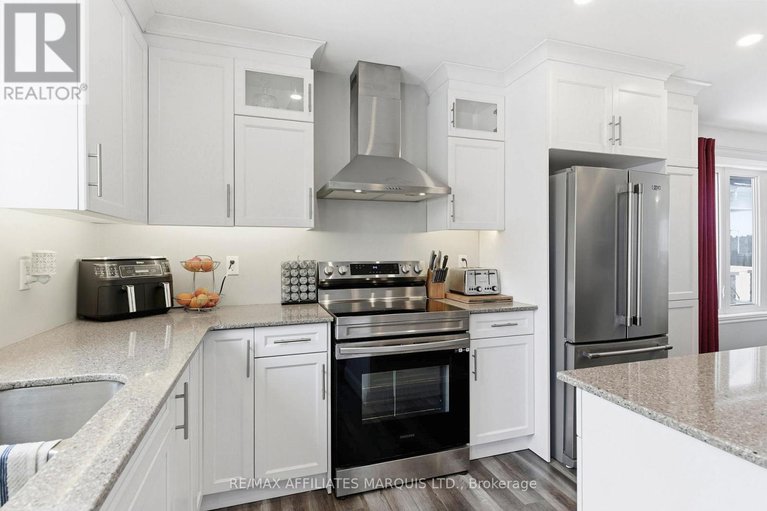 29275538/50-jim-brownell-boulevard/long-sault/south-stormont/ontario/K0C1P0_9