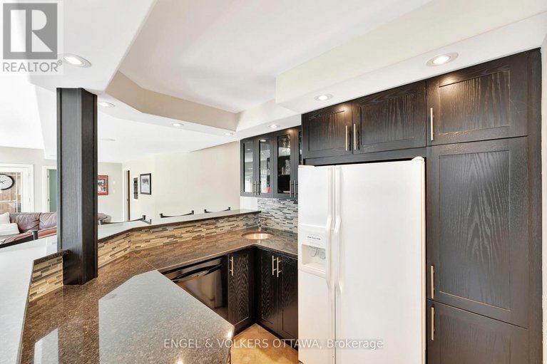 28911705/2-beechgrove-gardens/stittsville-south/ottawa/ontario/K2S1R1_35