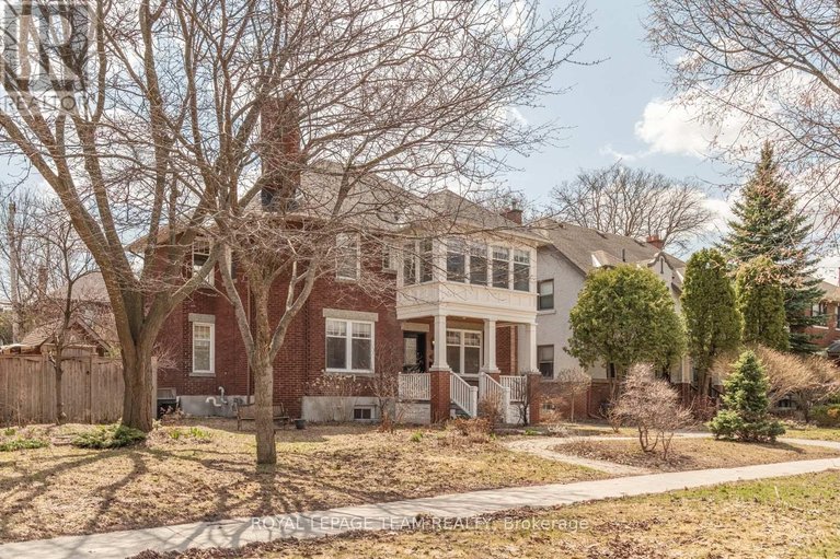 29651781/318-clemow-avenue/glebe/ottawa/ontario/K1S2B8_32