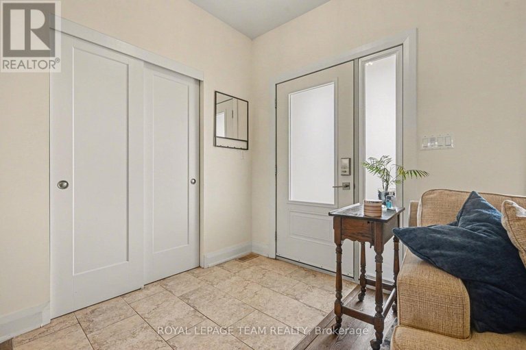 29646950/121-grasshopper-lane/kanata-north-east/ottawa/ontario/K0A1T0_3