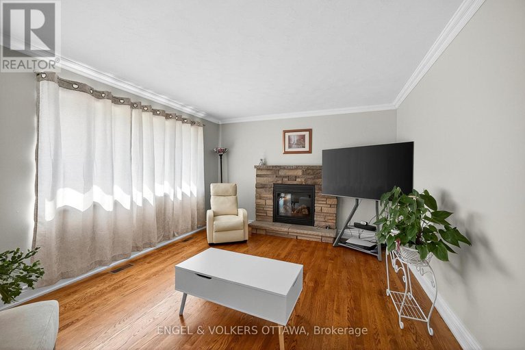 29021234/1291-notting-hill-avenue/ellwood/ottawa/ontario/K1V6T5_6