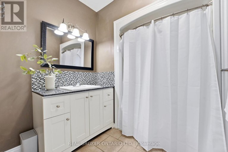 29394653/933-craig-road/north-grenville-twp-kemptville-south/north-grenville/ontario/K0G1S0_27