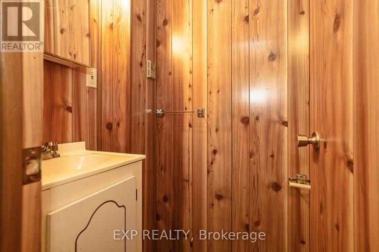 28733539/80-coolspring-crescent/borden-farmstewart-farmcarleton-heightsparkwood-hills/ottawa/ontario/K2E7M8_34