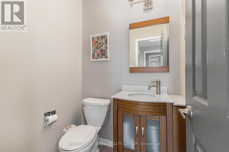28754000/68-hewitt-court/katimavik/ottawa/ontario/K2L3R3_17