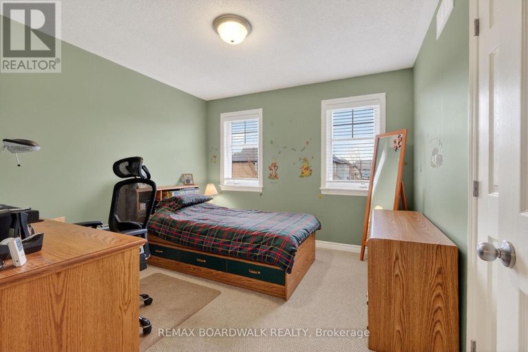 29627313/241-denali-way/stittsville-north/ottawa/ontario/K2S0N1_29