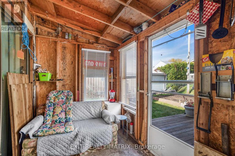 29015888/17-victoria-street-w/alexandria/north-glengarry/ontario/K0C1A0_20