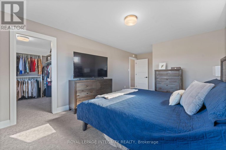 28992854/156-lyon-street/embrun/russell/ontario/K0A1W0_16