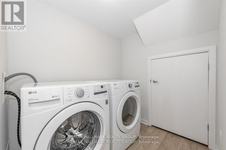 28591919/210-attwell-private/morgans-grantsouth-march/ottawa/ontario/K2K0P6_6