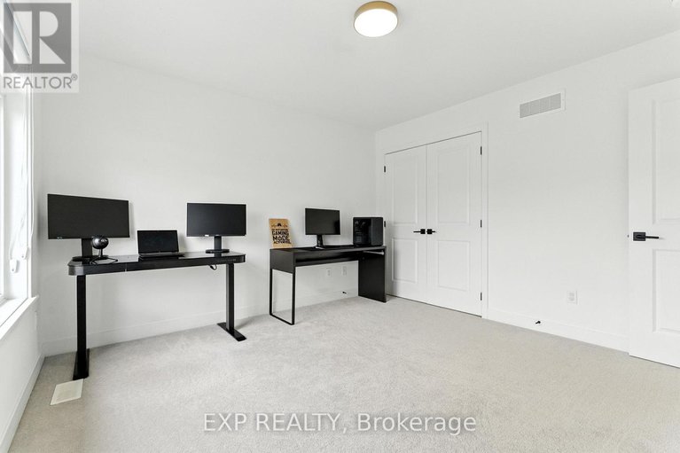 29288728/701-odyssey-way/leitrim/ottawa/ontario/K1T0V3_29