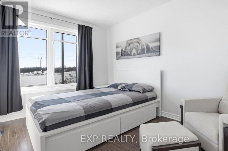 29590744/390-ann-street/almonte/mississippi-mills/ontario/K0A1A0_15