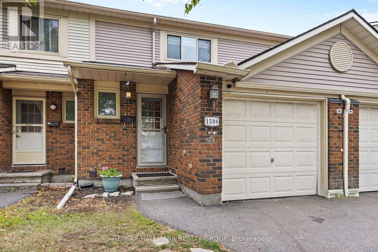 28960099/17-1598-hoskins-crescent/fallingbrookpineridge/ottawa/ontario/K4A2H8_2