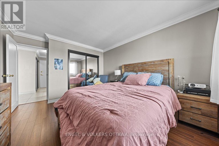 29308336/908-158a-mcarthur-avenue-e/vanier/ottawa/ontario/K1L7E7_24