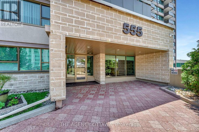 28574774/304-555-brittany-drive/viscount-alexander-park/ottawa/ontario/K1K4C5_2