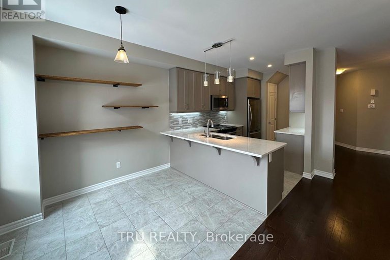 29338433/130-eric-maloney-way/blossom-parkkemp-parkfindlay-creek/ottawa/ontario/K1T0R1_13